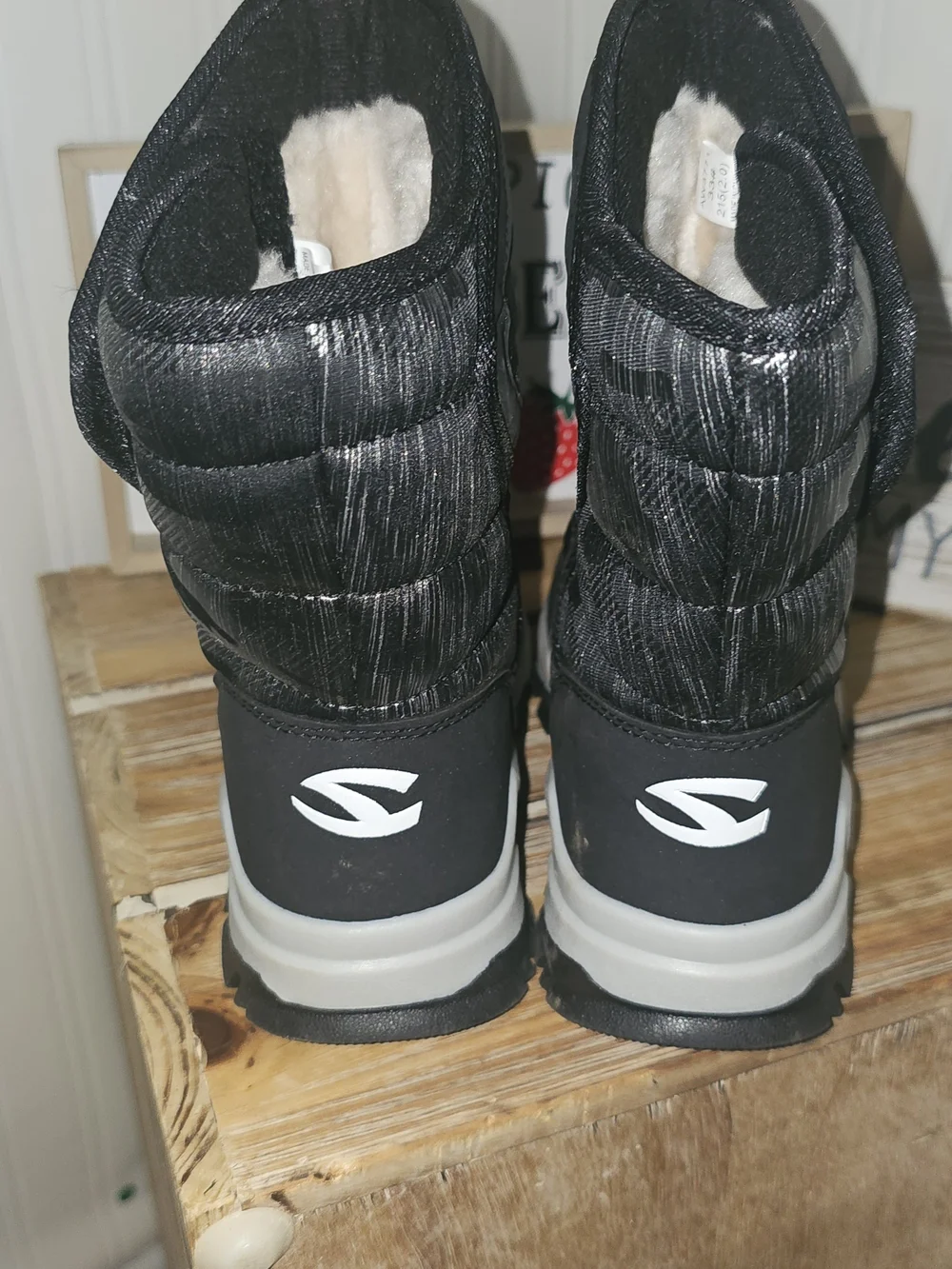 HOBIBEAR Kids Black Winter Waterproof  Boots
